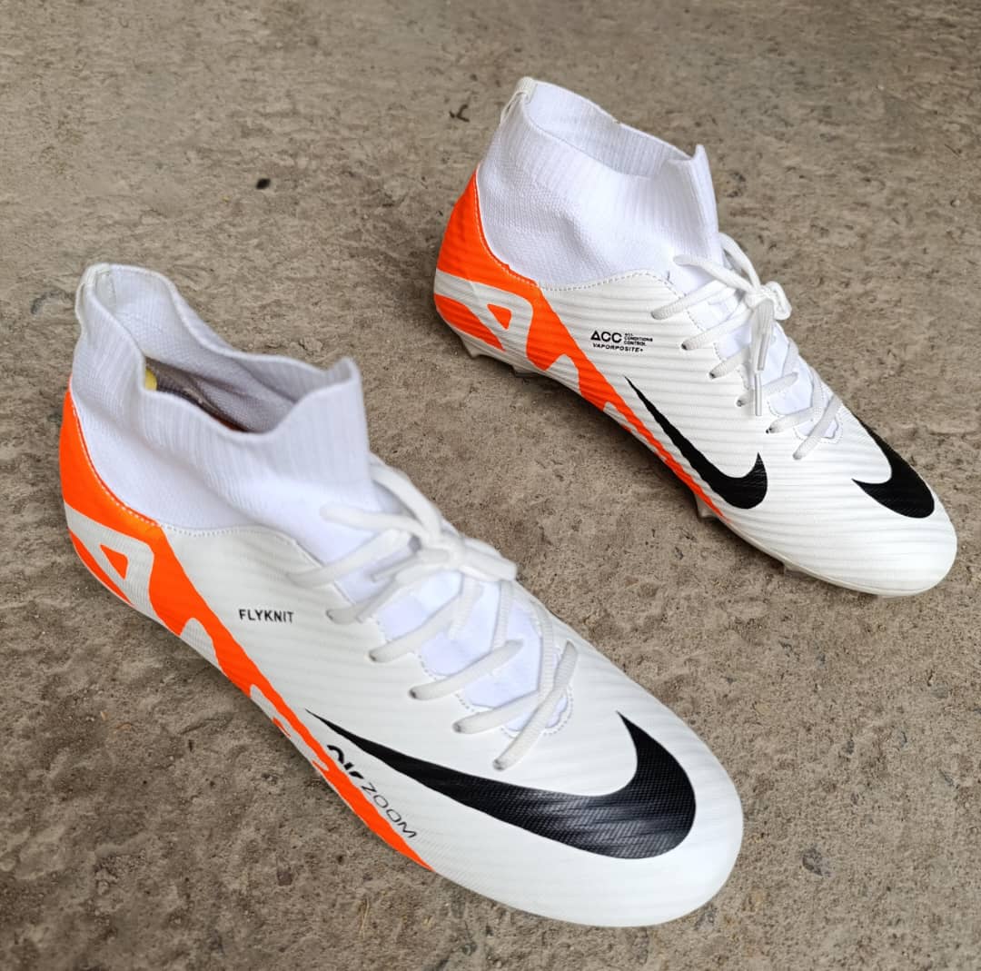 Godasse Nike